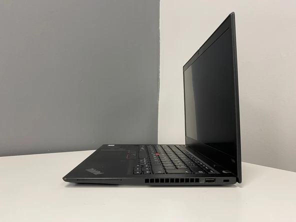 Lenovo Notebook Thinkpad T490S I7 8665U 32Gb RAM 512Gb M2 SSD 14" FHD IPS (C Laptop) 2.EL 3Ay Garant